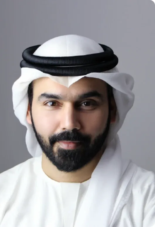 Emirati citizen in traditional dress